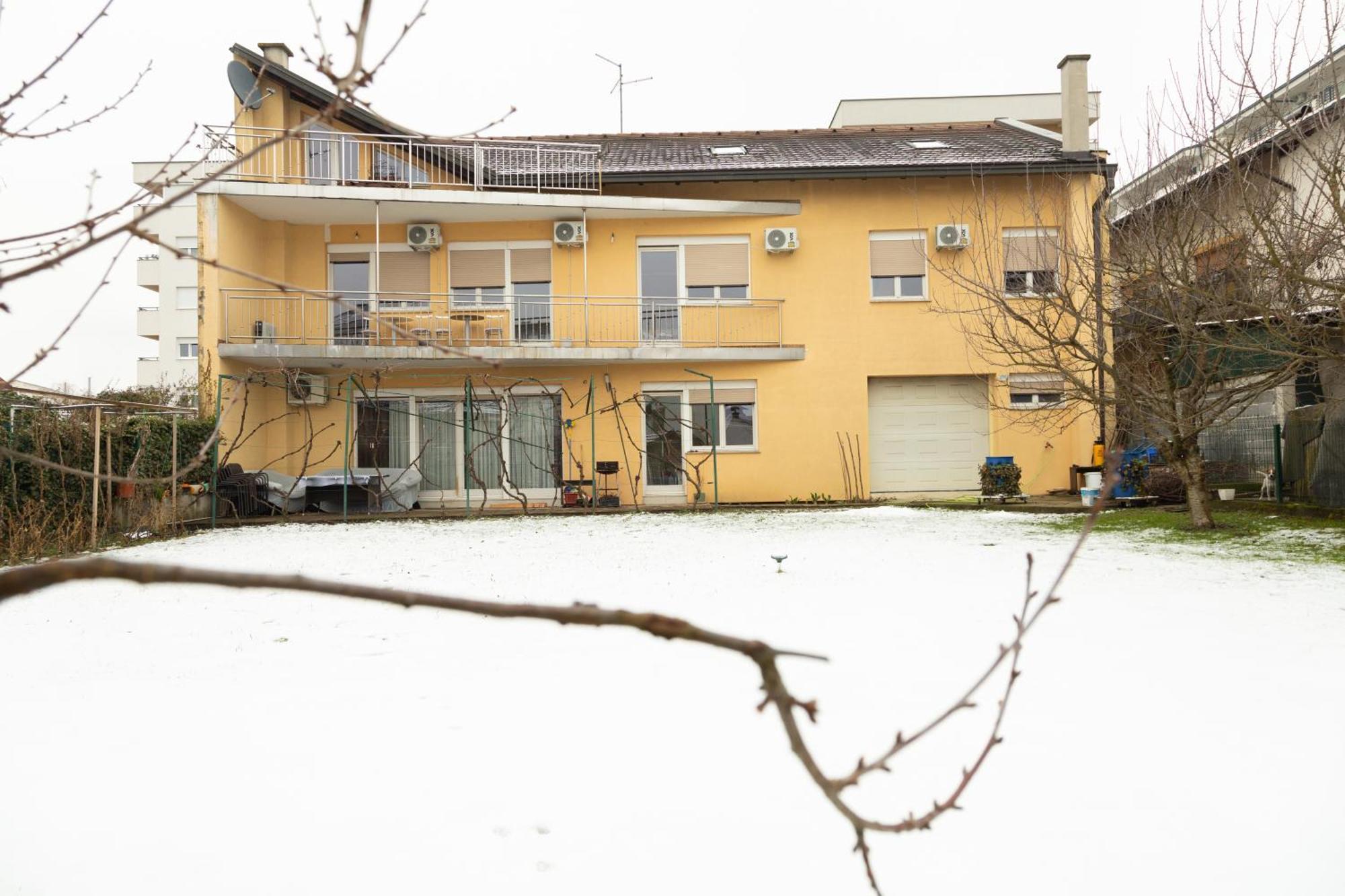 شقة Bolek Mansion بانيا لوكا المظهر الخارجي الصورة